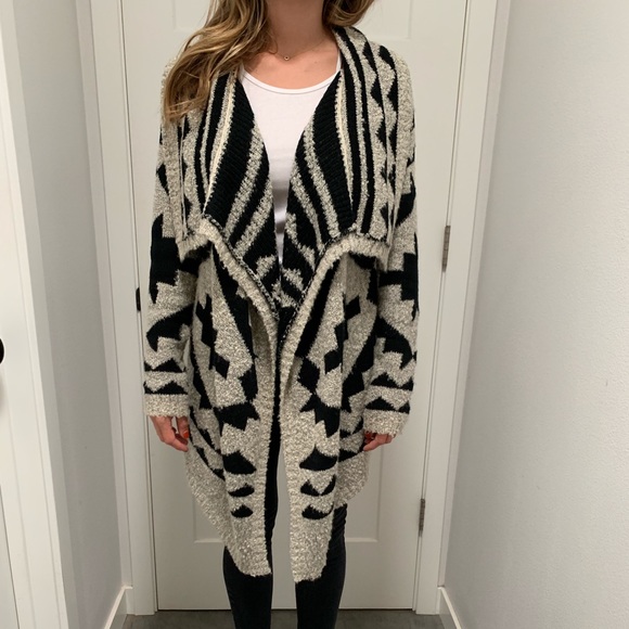 Aztec Sweater - Picture 2 of 4